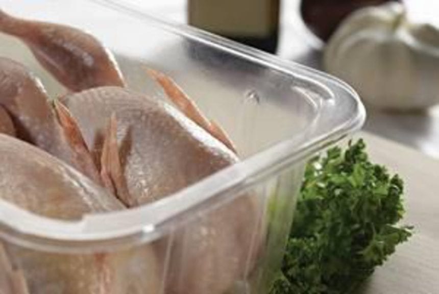 Pollo quedaría sin plástico de un solo uso en Colombia