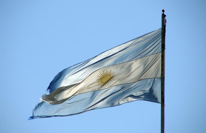 Exportaciones de pollo argentino experimentan un alza