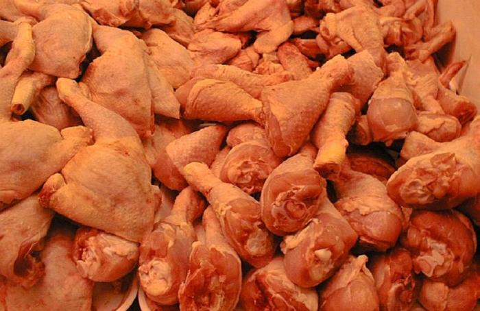 Barreras poderosas para el pollo importado