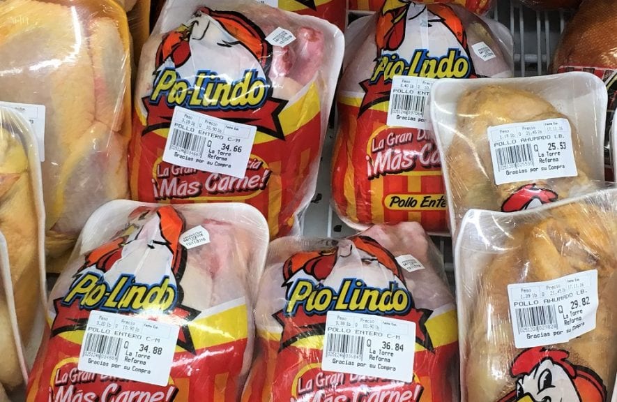 Guatemala importa 100 toneladas de pollo estadounidense