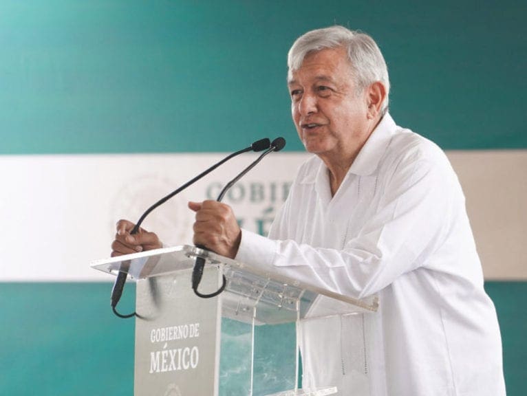 AMLO vs UNA, cuando el gobierno ningunea a las avícolas