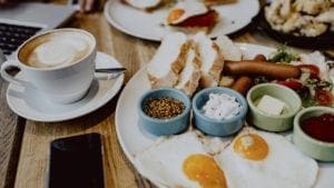 Cinco curiosidades y retos del huevo en su día