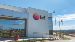 Arabia Saudita suspende importaciones de 2 plantas de BRF
