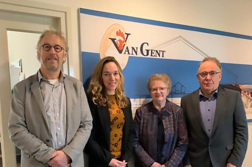 Vencomatic Group adquiere nidales Van Gent